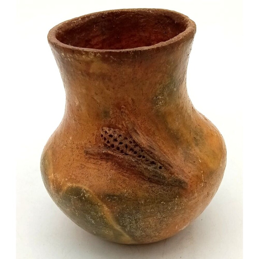Vintage Lorena Bartlett Navajo/Dine Pine Pitch Pottery Folk Art Corn Vase 3.375"